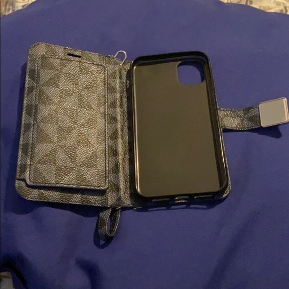 iPhone 11 Case - Picture 2 of 3